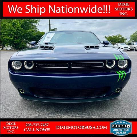 2017 dodge challenger sxt