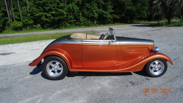 34 ford roadster, gm crate 350, 700r4, 4 whl disc 350hp 400tq kit car, leather