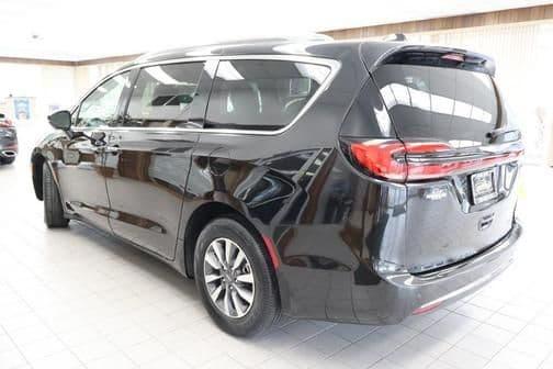 2021 chrysler pacifica hybrid in centennial, colorado