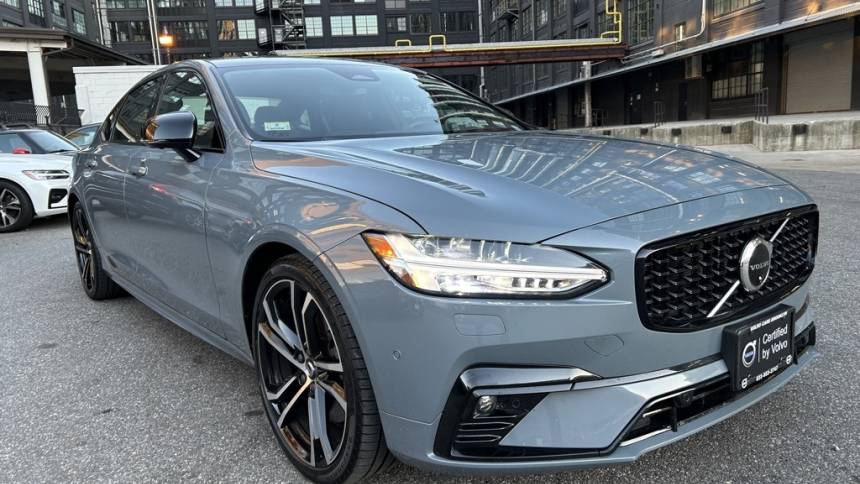 2022 volvo s90 b6 r-design