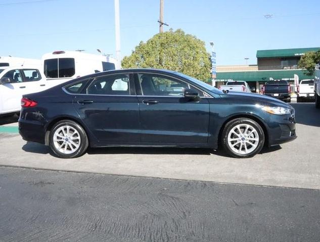 2020 ford fusion hybrid se