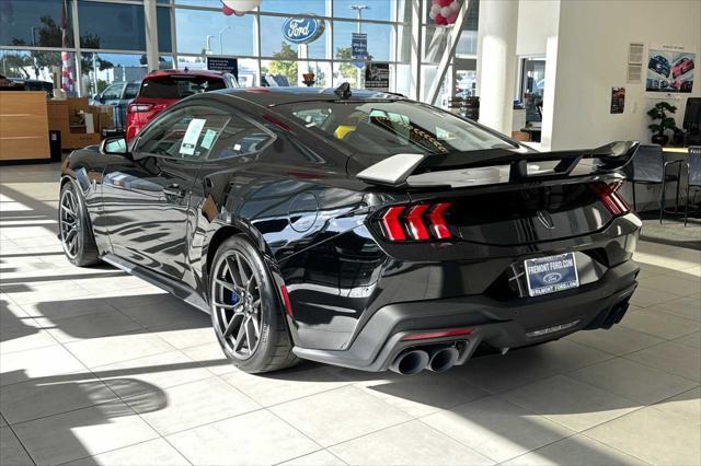 2024 ford mustang dark horse fastback