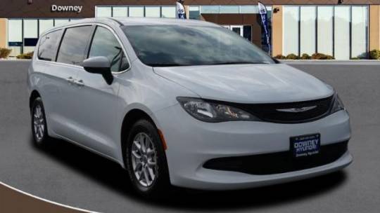 2023 Chrysler Voyager