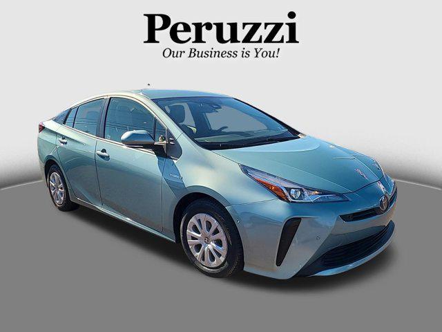 2022 toyota prius le