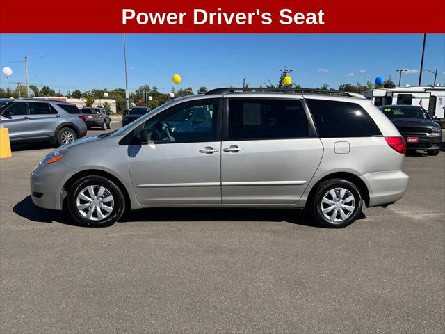 2009 toyota sienna le