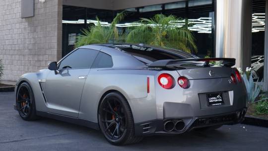 2014 Nissan GT-R