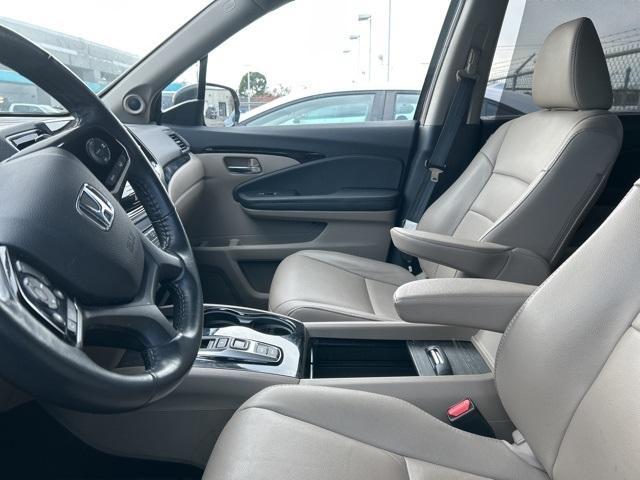 2022 honda pilot touring 8-passenger