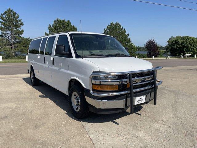 2019 chevrolet express 3500 lt
