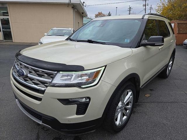 2018 ford explorer xlt