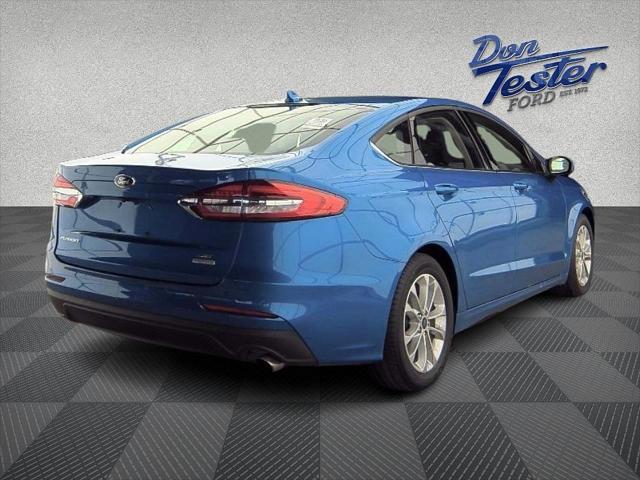 2020 ford fusion se