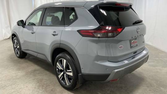 2025 Nissan Rogue sl