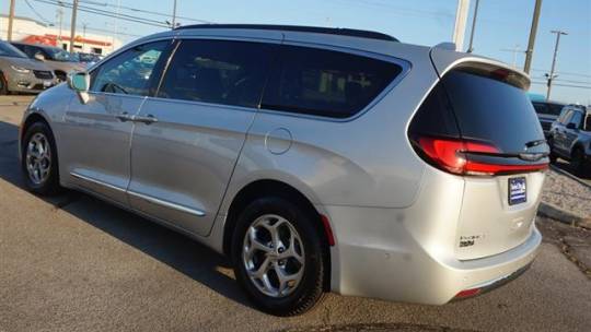 2022 chrysler pacifica limited
