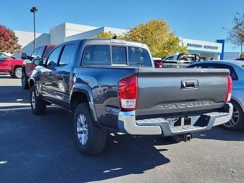 2017 toyota tacoma in madison, wisconsin