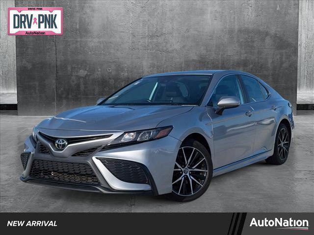 2021 toyota camry se