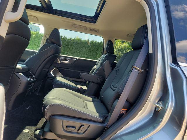 2025 infiniti qx80 sensory awd