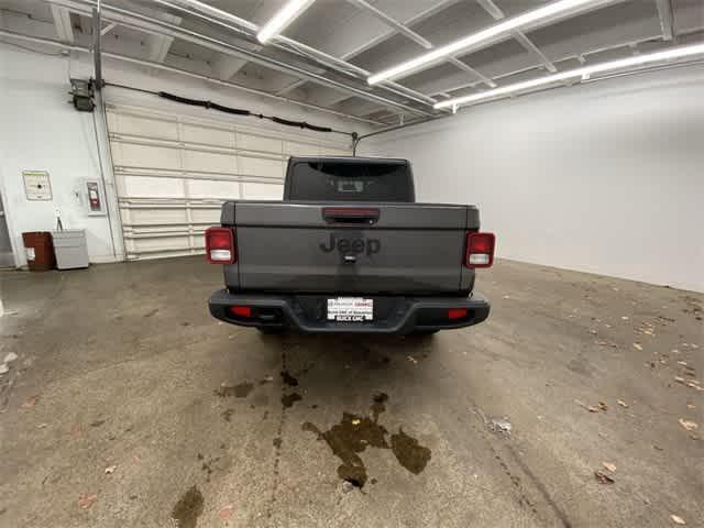 2023 jeep gladiator sport s