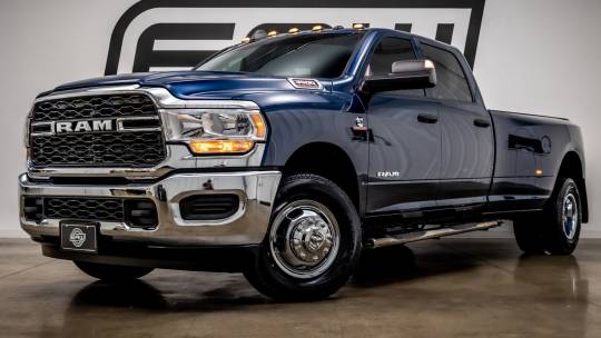 2022 RAM 3500 tradesman dually long box