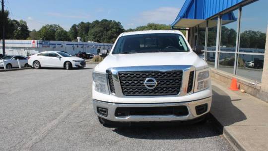2017 Nissan Titan