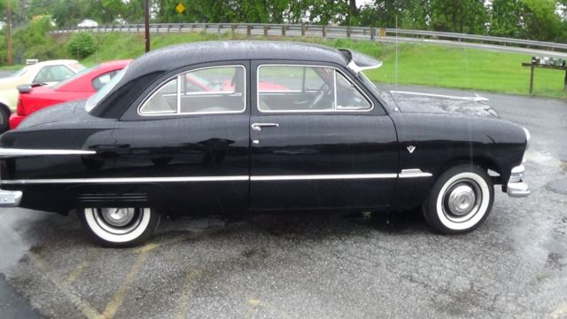 1951 ford custom, flat head v8, 3 speed