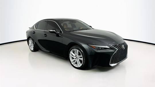 2022 Lexus IS