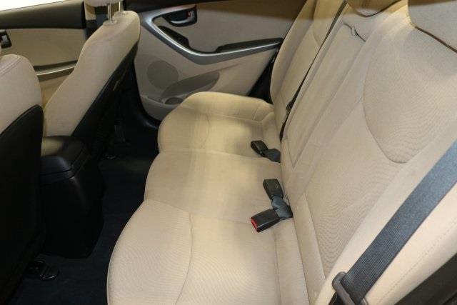 2016 hyundai elantra se se 4dr sedan 6a (us for sale in johnston, rhode island