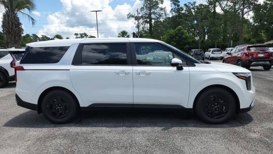 2025 Kia Carnival