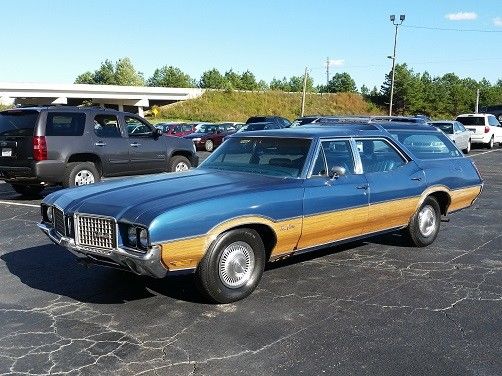 1972 oldsmobile vista cruiser 144000 miles blue/brown