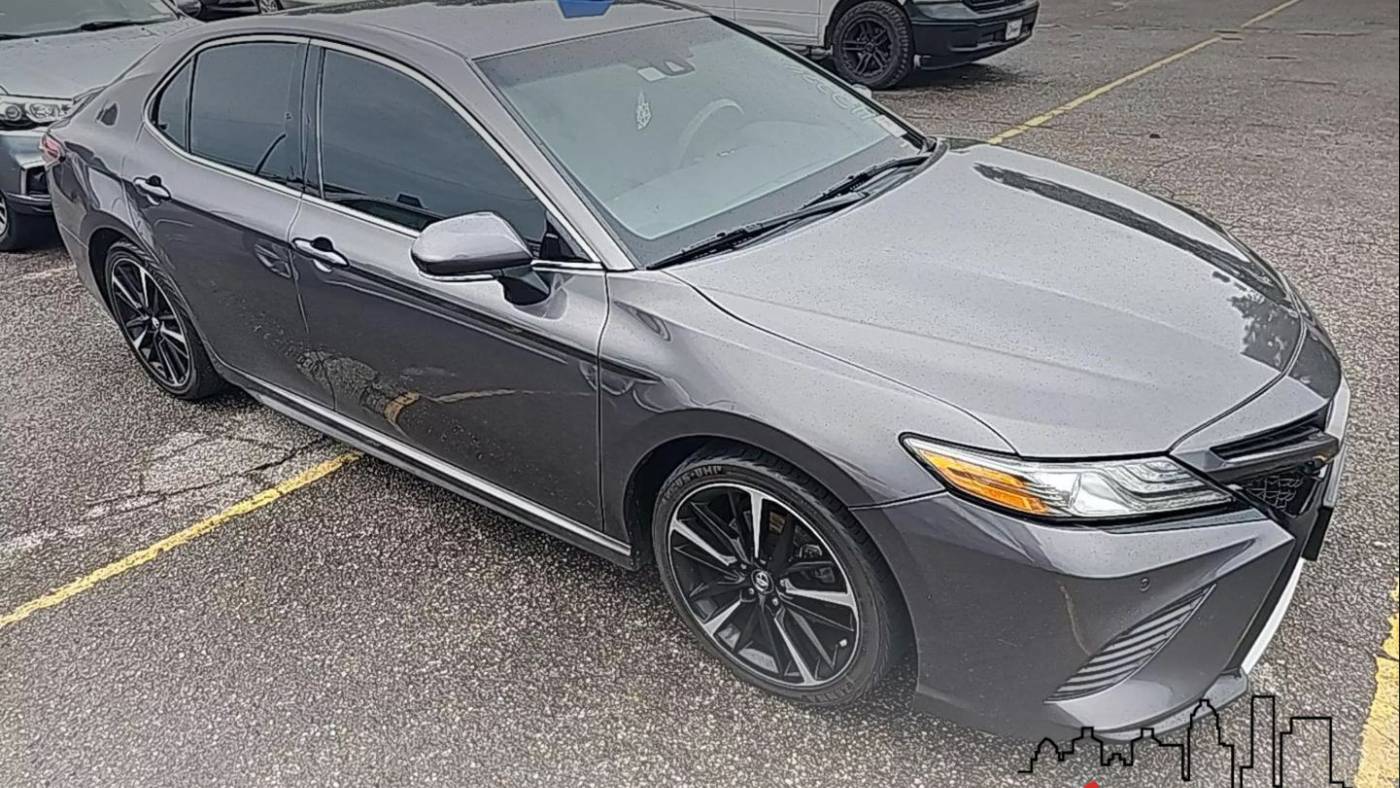 2018 toyota camry xse