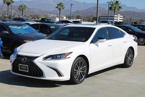 2023 lexus es 300h