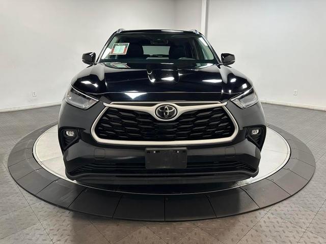 2021 toyota highlander xle