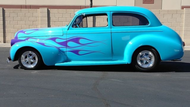 1940 chevy super deluxe! clean! cold a/c. 350 turbo. upgrades! ready to roll!!