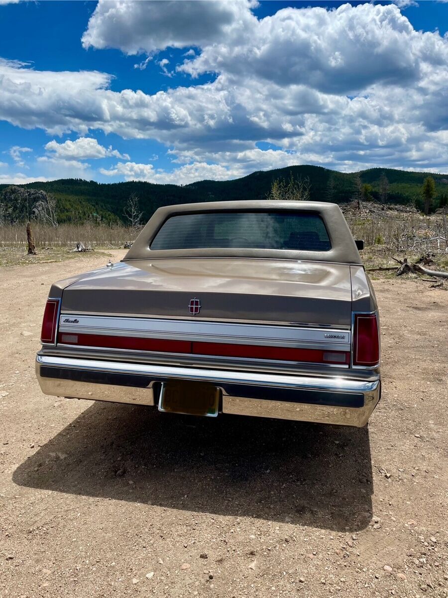 1988 lincoln town car sedan brown