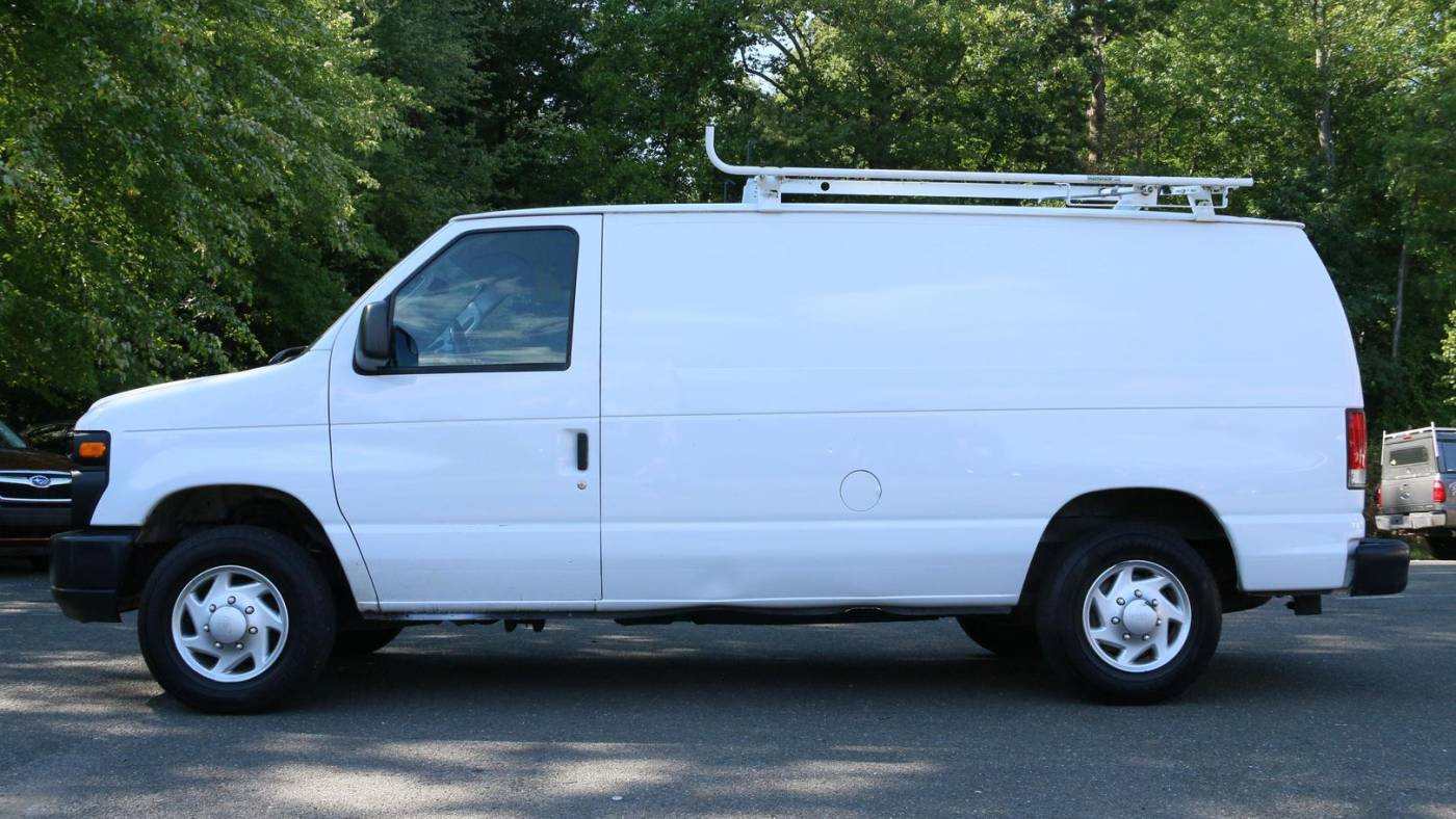 2014 ford e-series e-150
