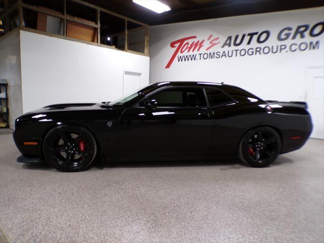 2016 dodge challenger srt hellcat