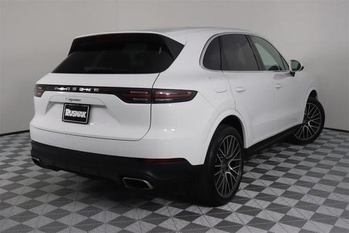 2021 porsche cayenne