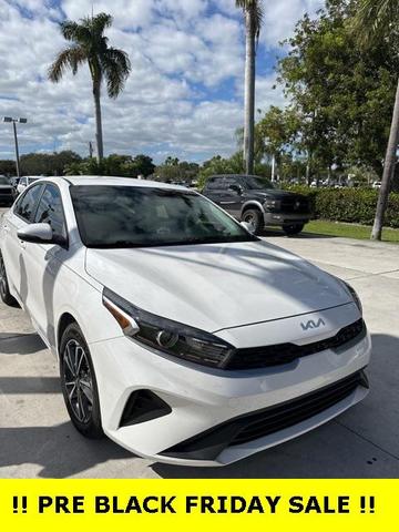 2022 kia forte lxs