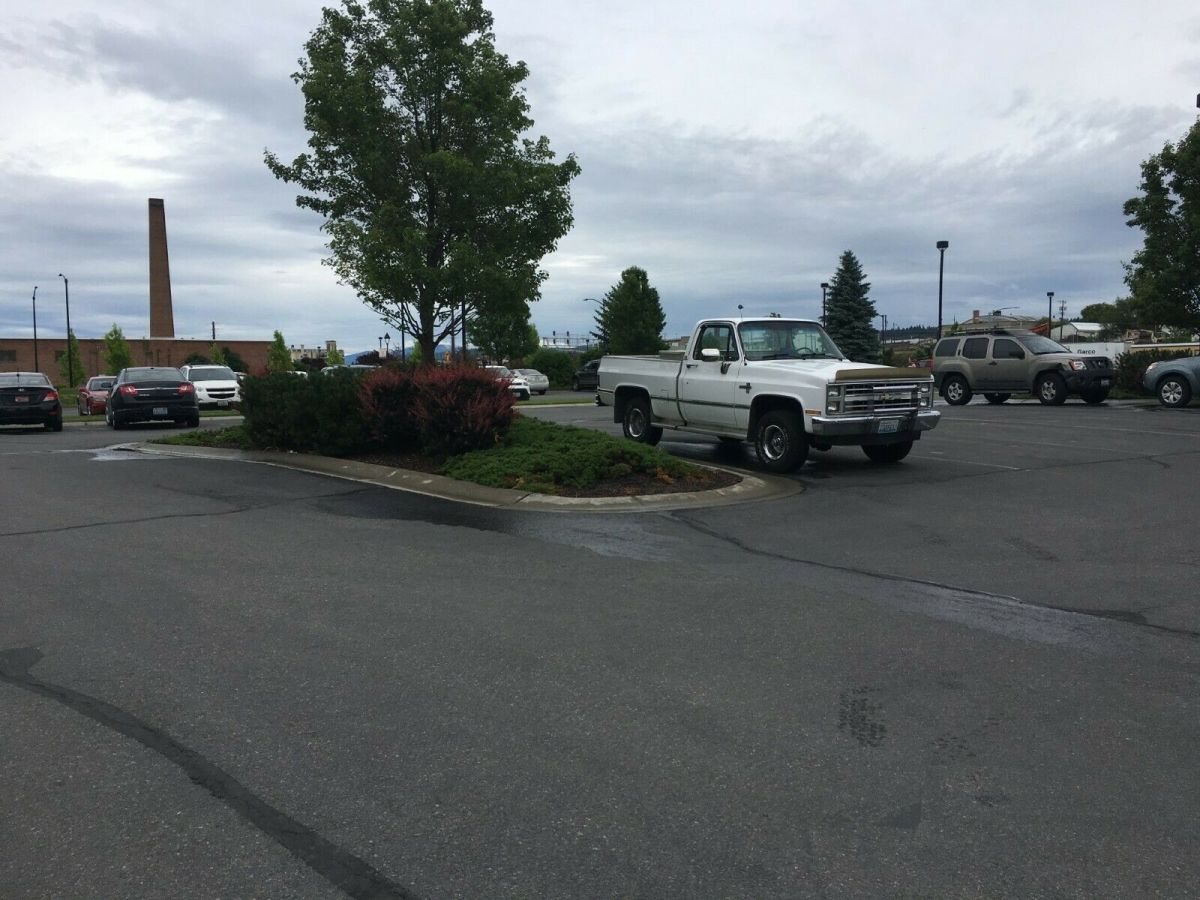 1987 chevrolet silverado 1500 4x4 pickup. rare all original short bed