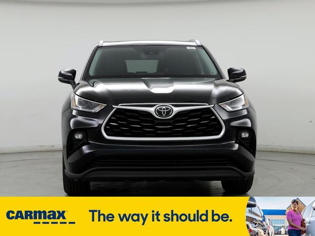 2021 toyota highlander xle