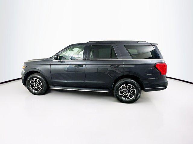 2023 ford expedition xlt
