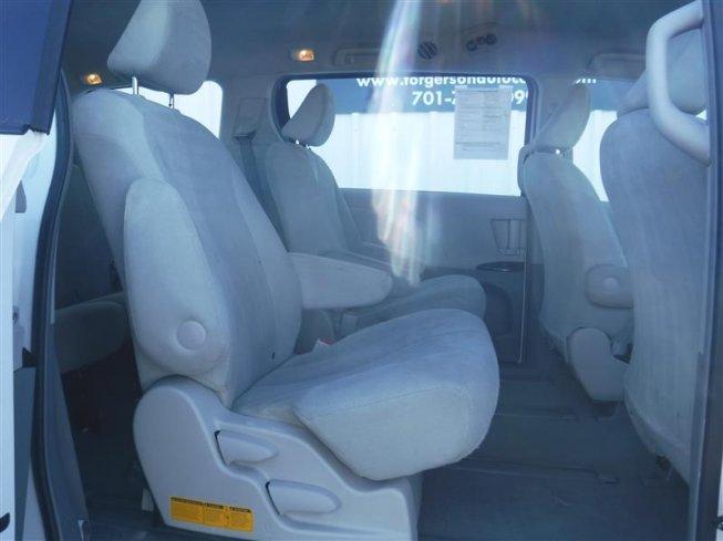 2011 toyota sienna for sale in bismarck, north dakota