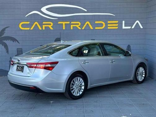 2014 toyota avalon hybrid