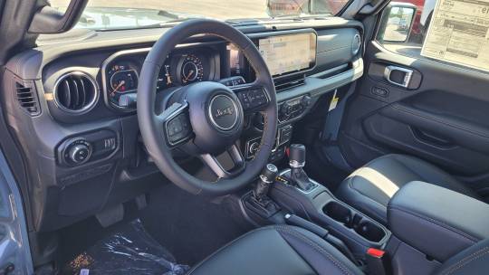 2024 Jeep Gladiator