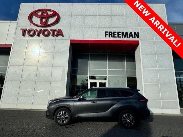 2021 toyota highlander hybrid xle