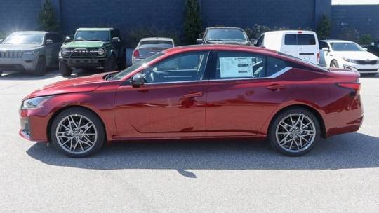 2024 Nissan Altima
