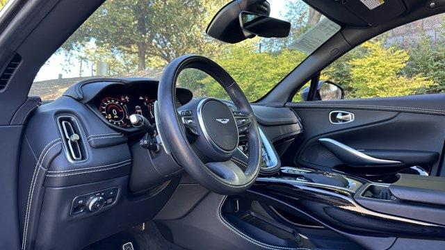 2022 aston martin dbx 4dr awd