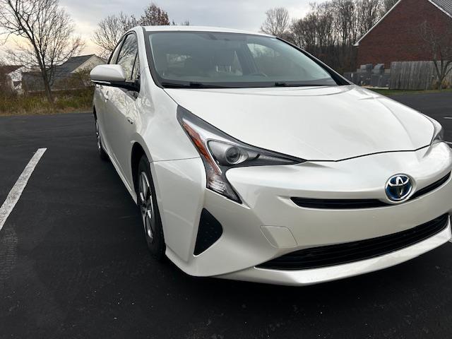 2016 toyota prius two eco