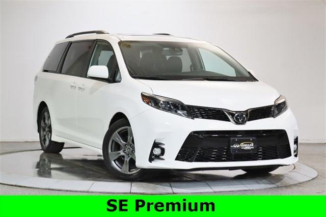 2020 toyota sienna se premium