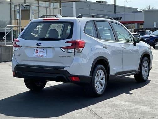 2021 subaru forester in warren, michigan