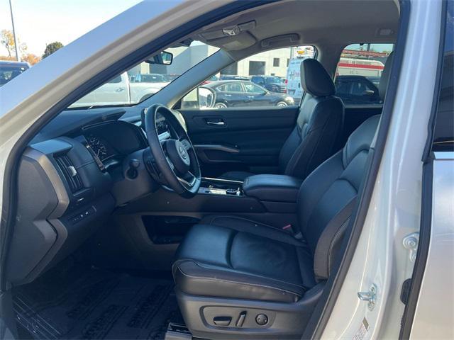 2024 nissan pathfinder sl 4wd