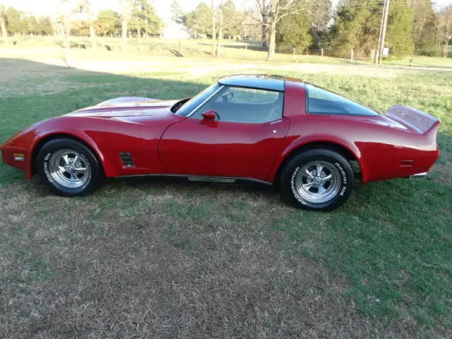 1980 chevrolet corvette base coupe 2-door 5.7l no reserve!!!